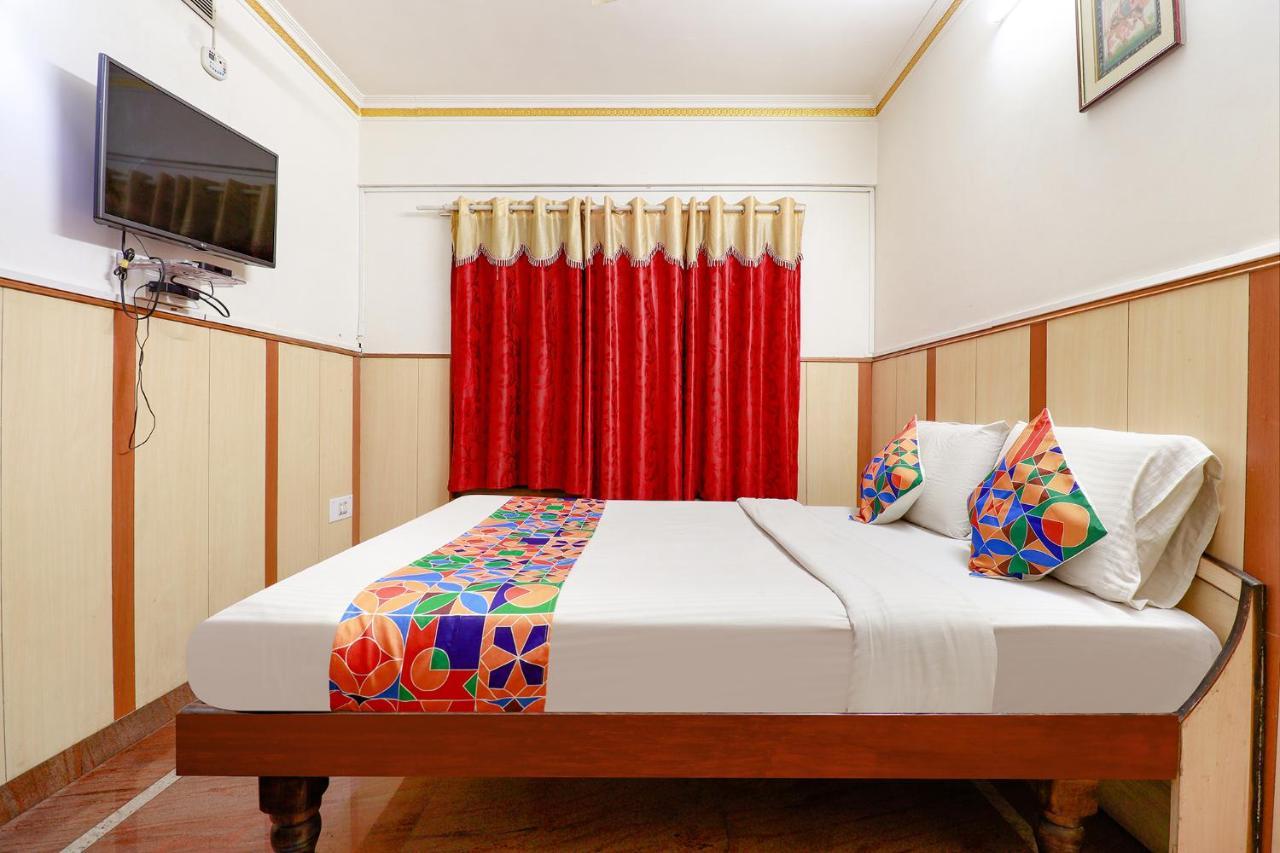 FabHotel Shivaals Residency Bangalore Buitenkant foto