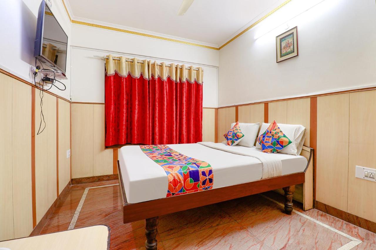FabHotel Shivaals Residency Bangalore Buitenkant foto