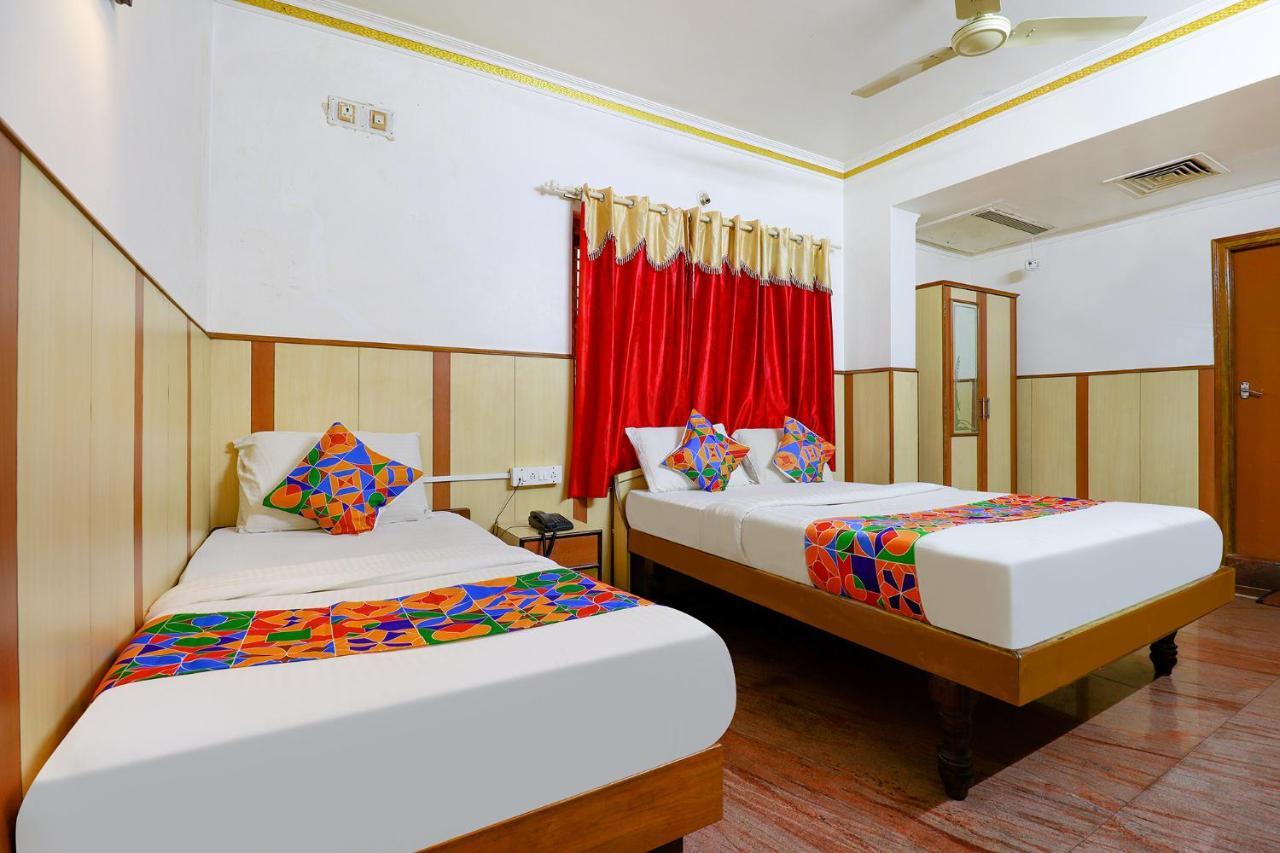 FabHotel Shivaals Residency Bangalore Buitenkant foto