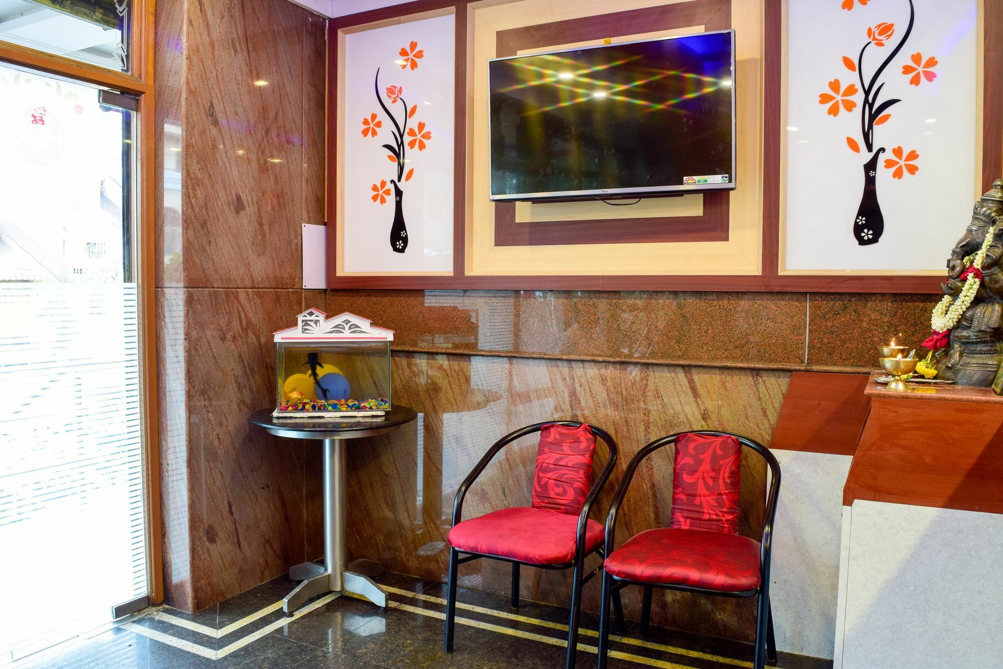 FabHotel Shivaals Residency Bangalore Buitenkant foto