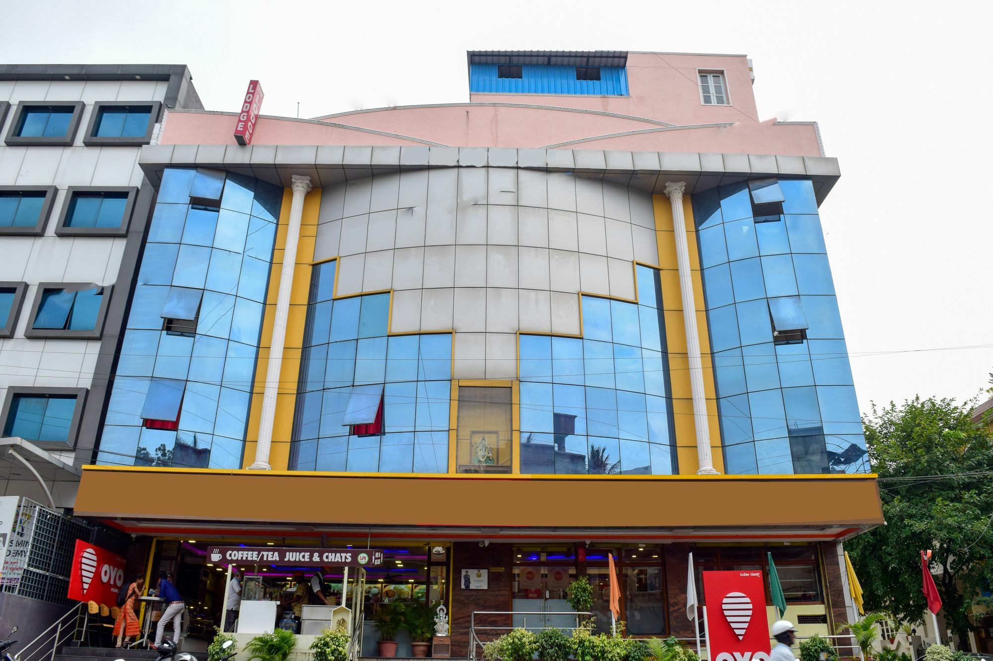 FabHotel Shivaals Residency Bangalore Buitenkant foto