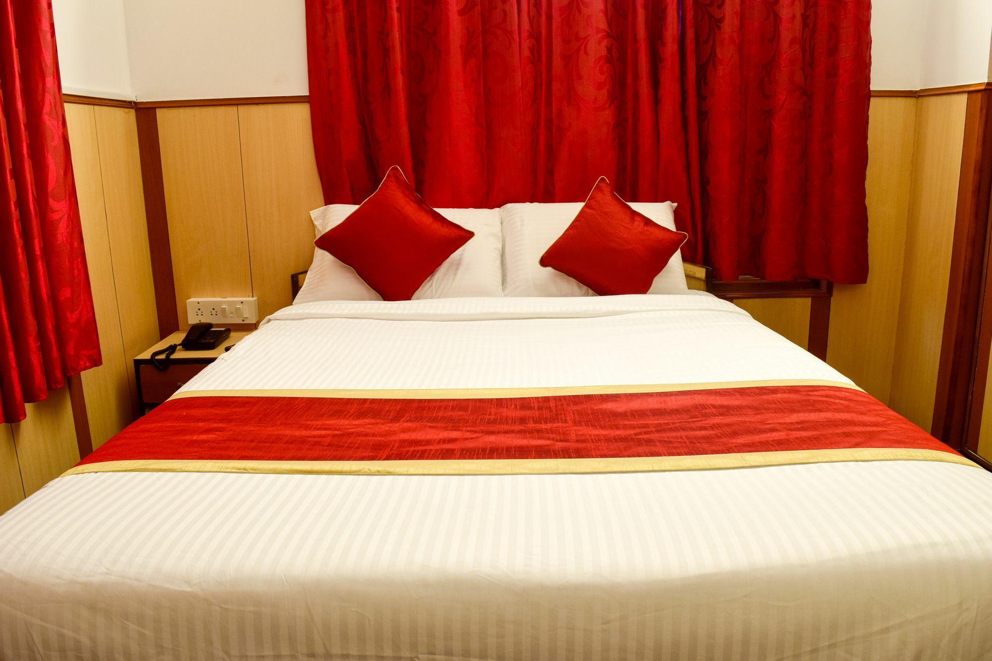 FabHotel Shivaals Residency Bangalore Buitenkant foto